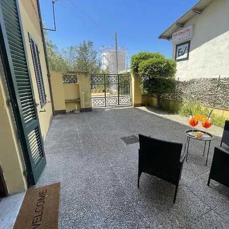 Le Cascine 住宿加早餐酒店 4*