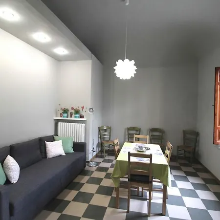 Le Cascine לינה וארוחת בוקר