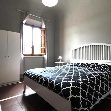 Oda ve Kahvaltı Le Cascine 4*